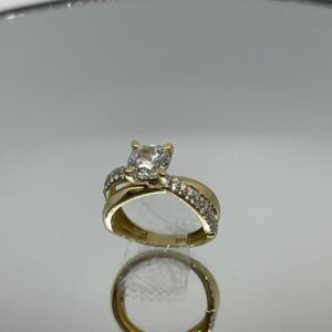 Unaz me gure te bardh